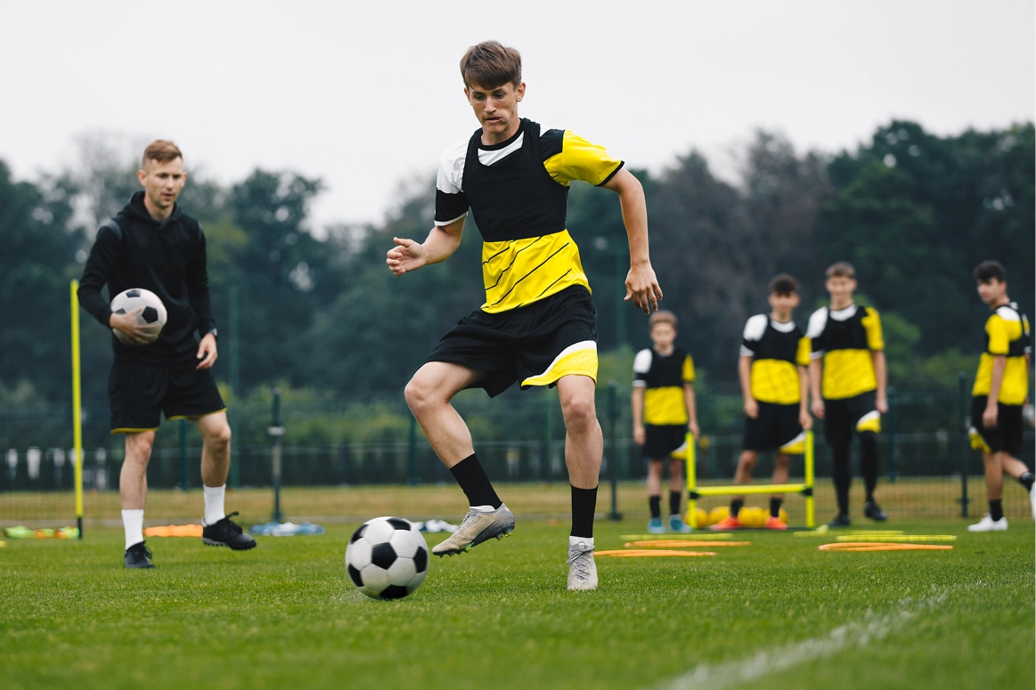 Team Management - Complete club oversight